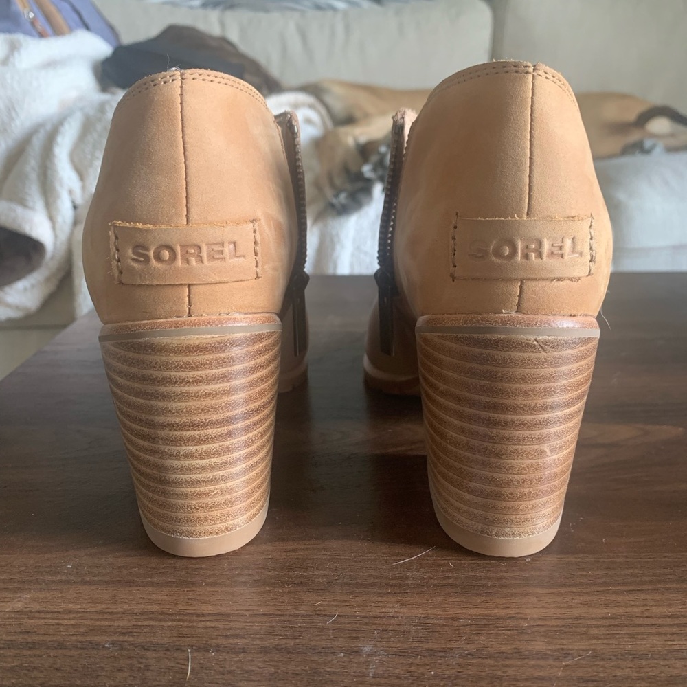 EUC - Women’s Tan Open-Toe Block Heel Ankle Booties - Picture 4 of 5